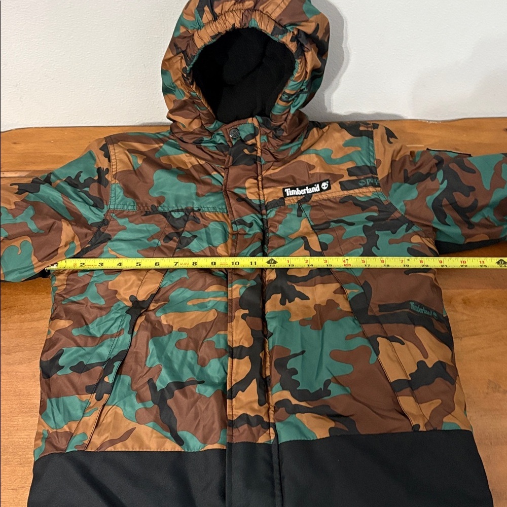 Timberland Kids Green and Brown Camouflage Puffer Jacket Size Large - Picture 7 of 10